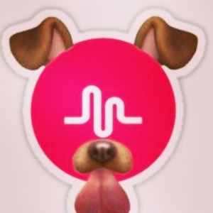 Meet your Posher, Jazmin